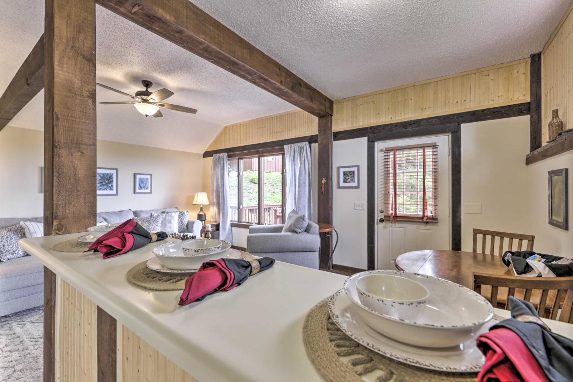 Private Guest House With Deck And Spectacular Views! Uncasville Exterior foto